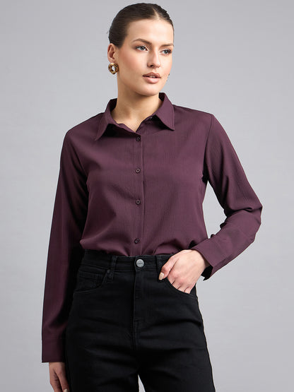 Style Quotient solid textured spread collar shirt