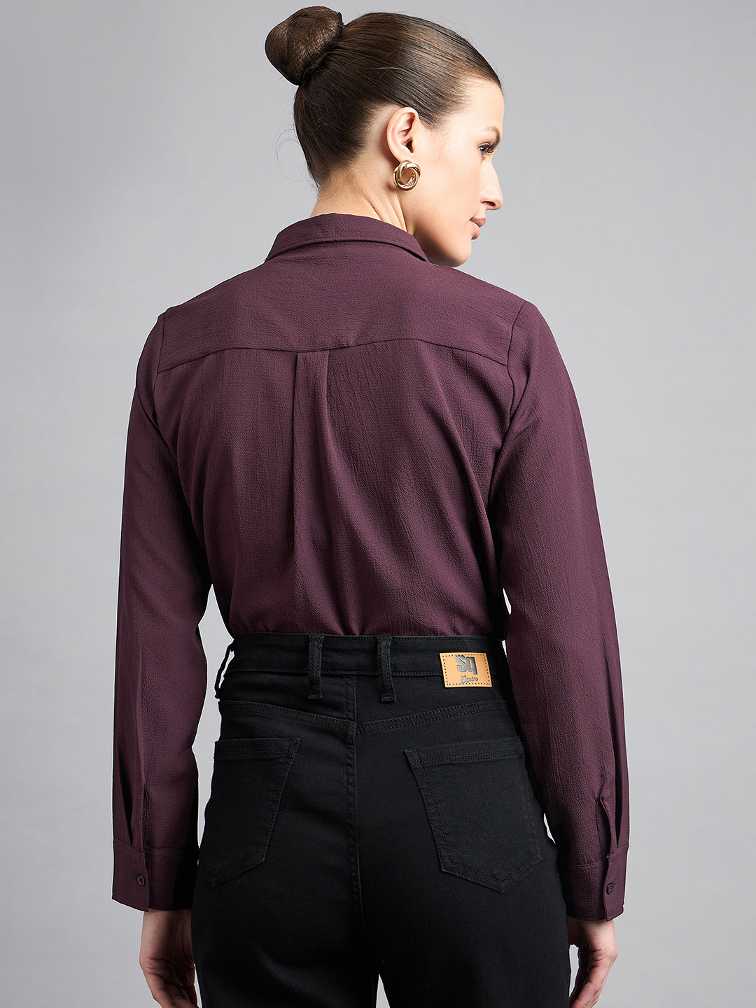 Style Quotient solid textured spread collar shirt