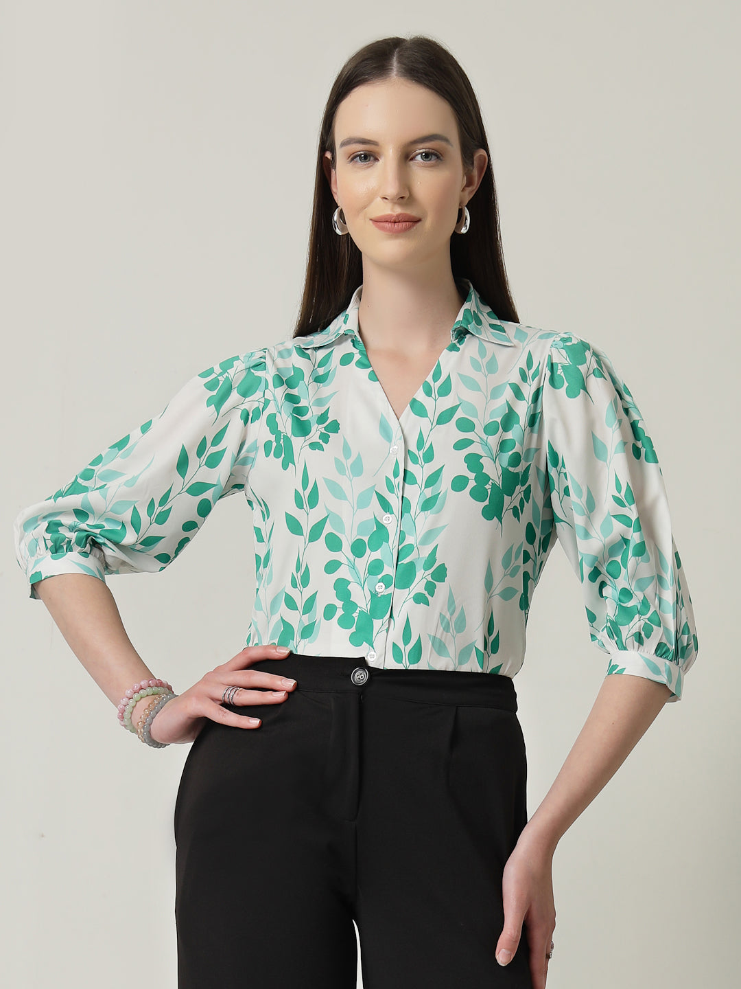 Style Quotient Women White And Green Floral Printed Polycrepe Regular Fit Formal Shirt