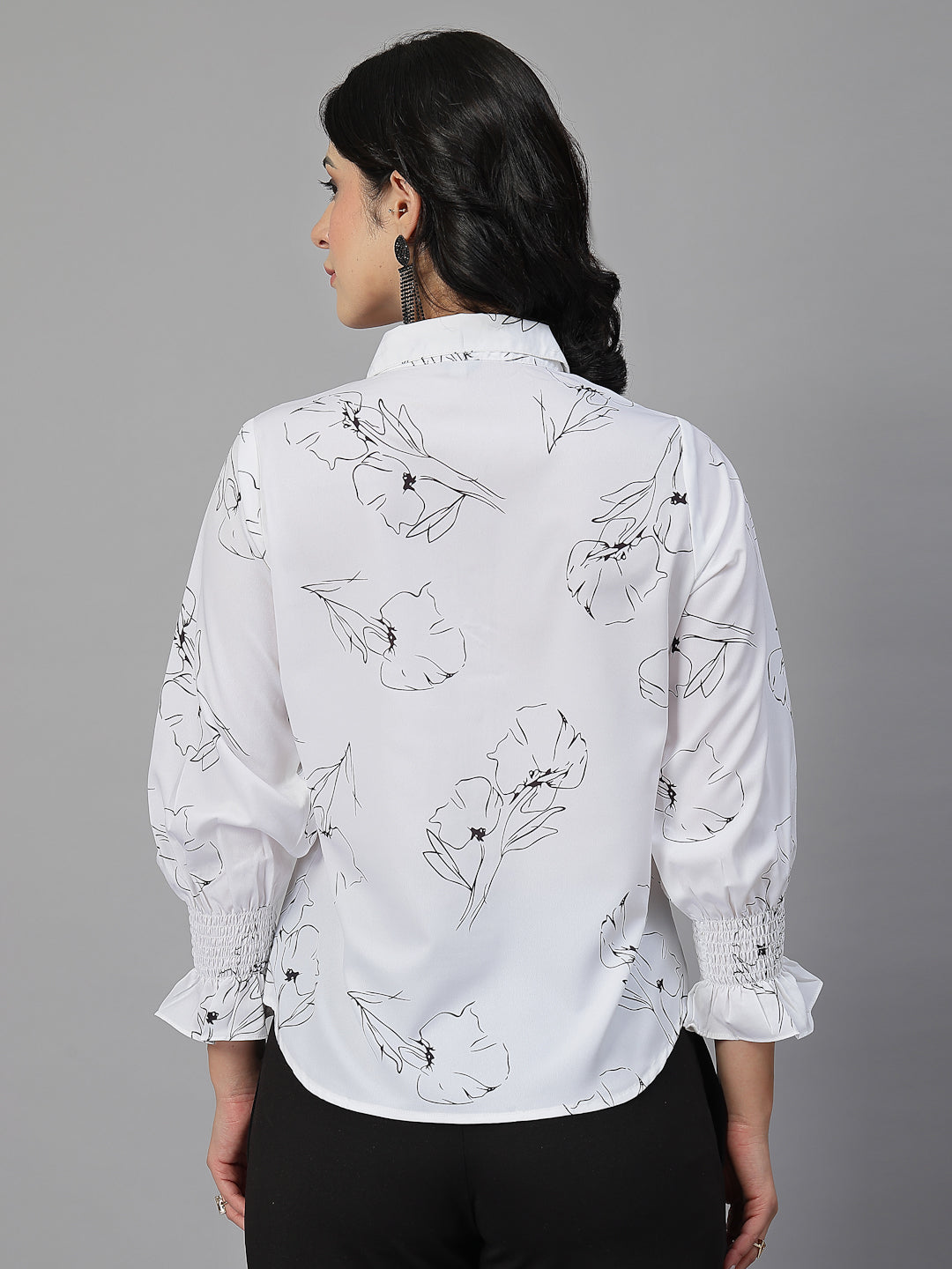 Style Quotient Women White and Black Floral Printed Polycrepe Regular Smart Casual Shirt